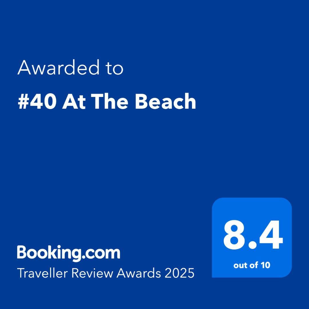 #40 At The Beach Waitarere Kültér fotó